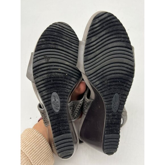 Anne Klein Sport Women's Casual Pewter Wedge Sandal Sling Back Size 7 M Gray - Picture 8 of 11